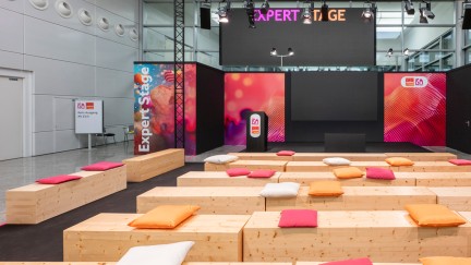 Expert Stage